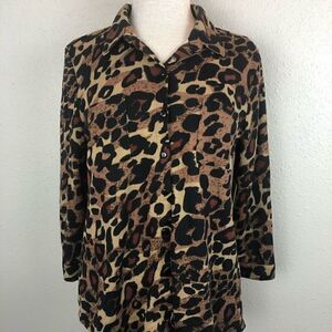NWT Almost Famous Tiger Print Button Down Top